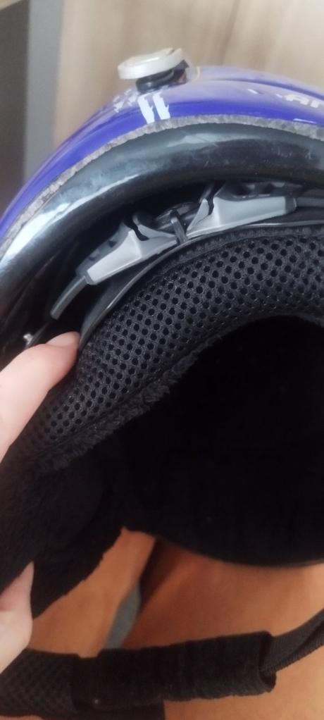 Detská lyžiarska prilba,