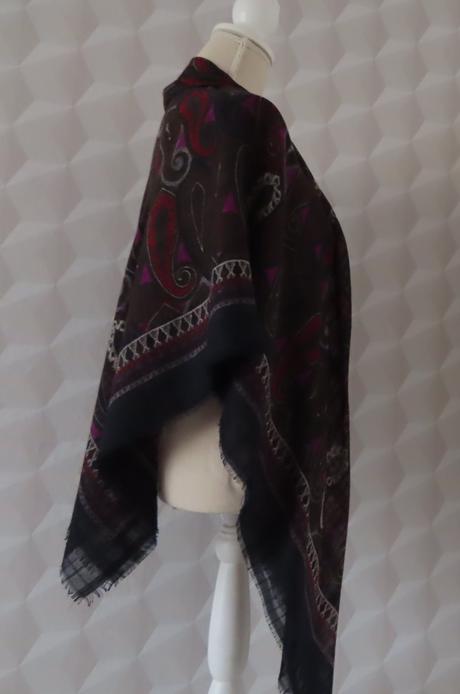 Veľká vzorovaná šatka do krku, xl