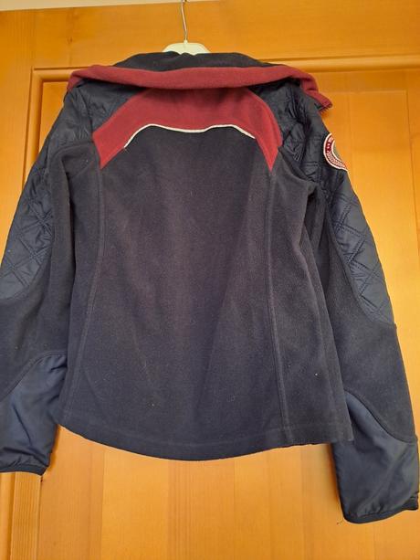 Jazdecká mikina, 152