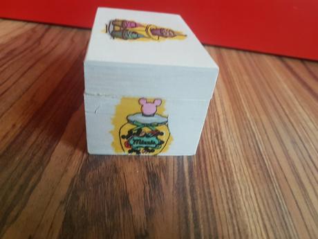 Ozdobna krabicka a doza, 