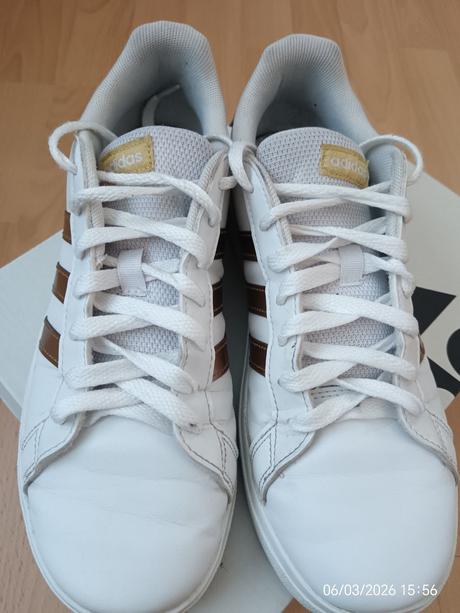 Botasky 39 1/3, adidas,39