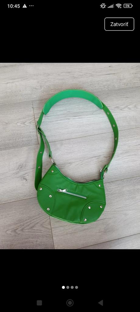 Kabelka, stradivarius