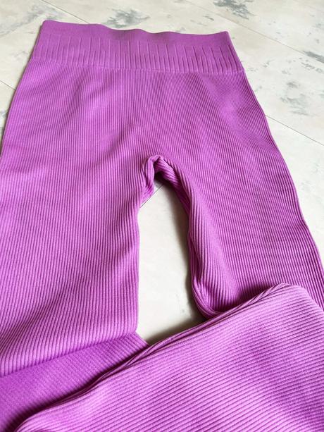 Bezšvové rebrované legíny na šport, l