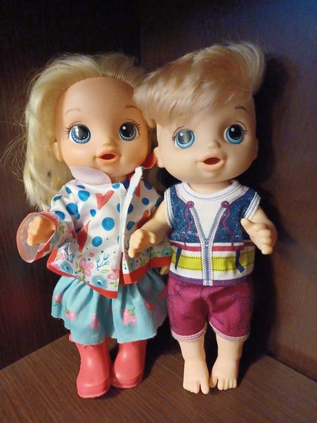 Bábiky chlapec a dievča, 