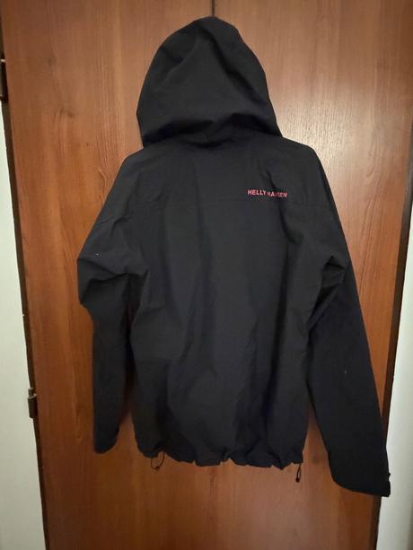 Helly hansen ..sportova bundicka ..velkost s, helly hansen,s