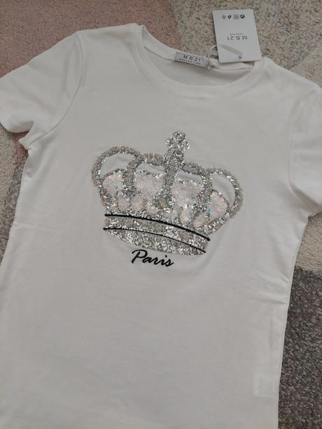 Tričko s korunkou, 