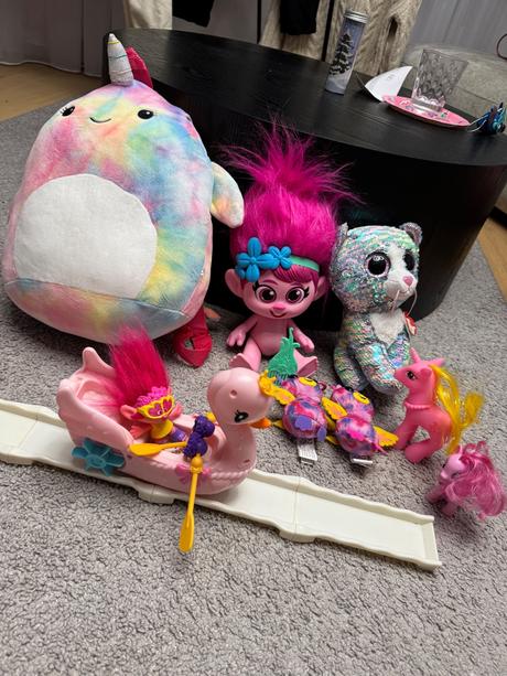 Sada hraciek troll pony a iné,