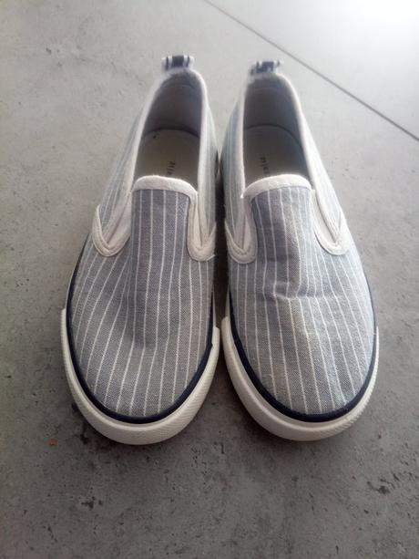 Tenisky veľmi dobrý stav, reserved,31