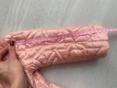 Tepla bunda, dkny,86