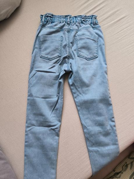 Riflové nohavice, zara,110