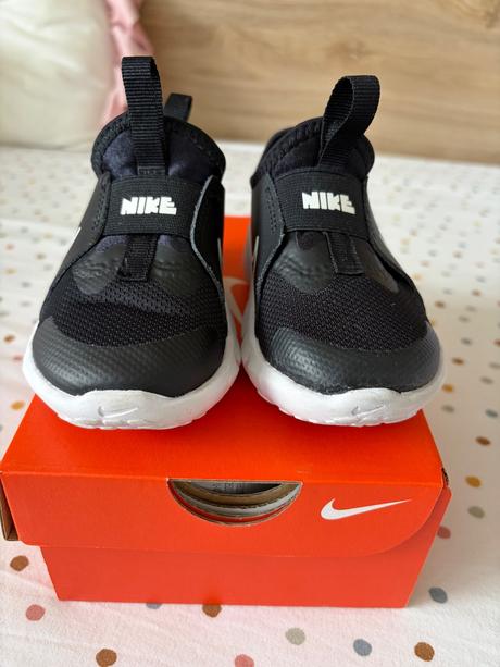 Nike tenisky, nike,22