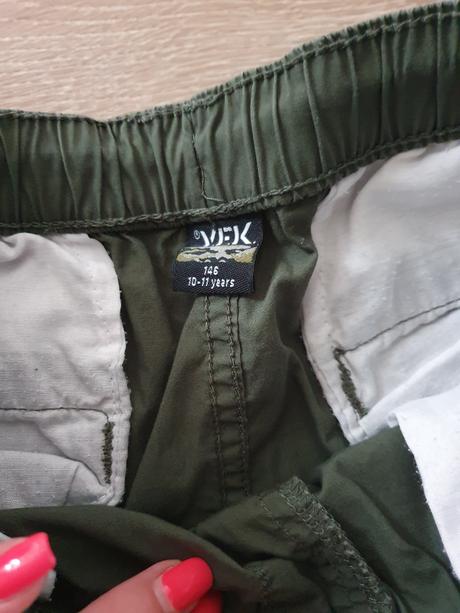 Tenšie nohavice, kik,146