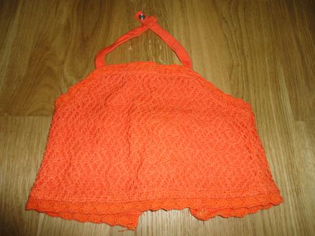 Suknicka, tielko a mikinka, guess,86