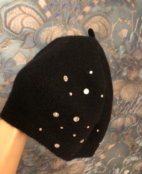 Vlnene rukavice a cispka,