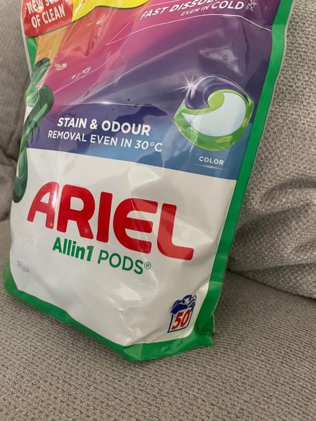 Ariel kapsule na pranie 50ks, 