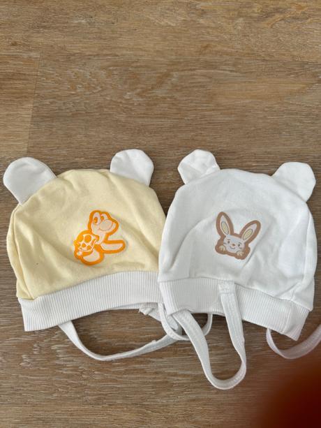 2ks bavlnených čiapočiek, 62