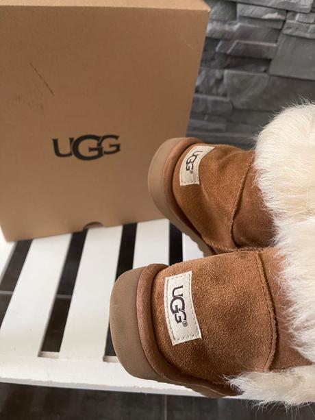 Ugg v.38, ugg,38