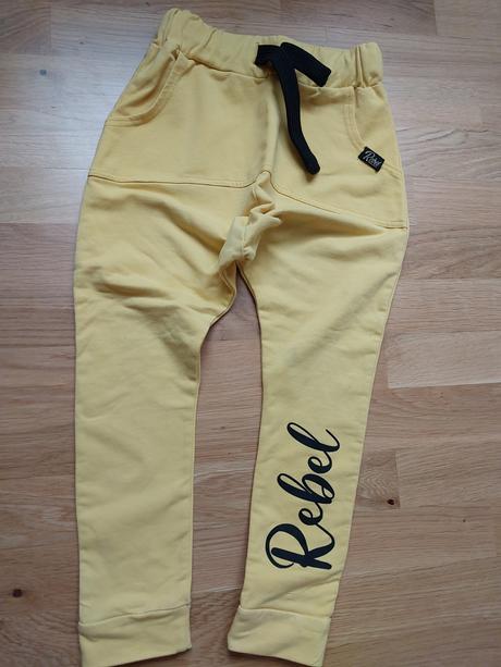 Rebel tepláky, rebel kids,110