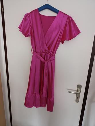 Ružové šaty, s