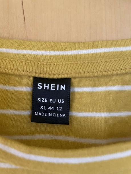 Dámske  tričko  značky shein č.xl, xl