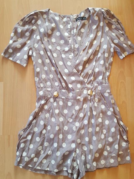 Letny bodkovany overal, atmosphere,38