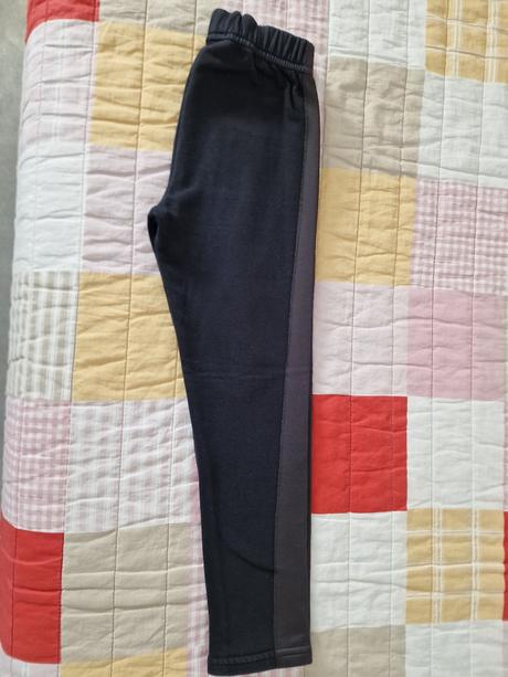 Teplejšie dievčenské legínky, 110