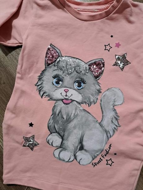 Mikinové šatky, 92