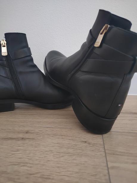 Kožené čižmičky kotnicky tommy hilfiger, veľ. 38, tommy hilfiger,38