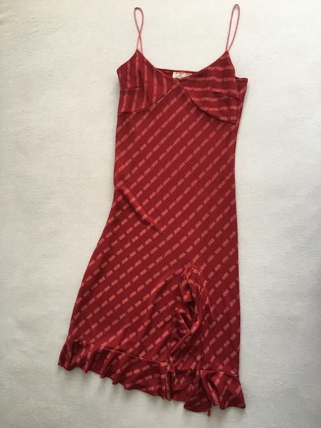 Šaty s trblietkami, xs