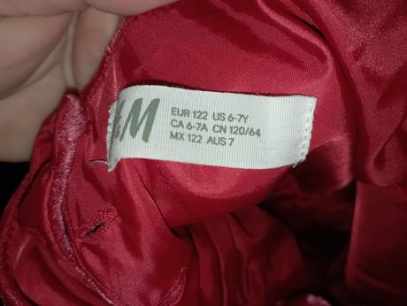 Červené šaty, h&m,122