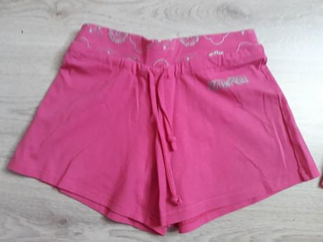 Dievčenské kraťasy m, authority,s