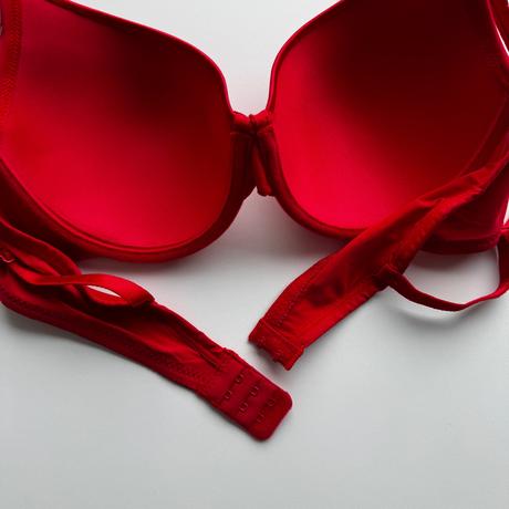 Mierne vystužená podprsenka s kosticou 6227 červen, 80b / 90b