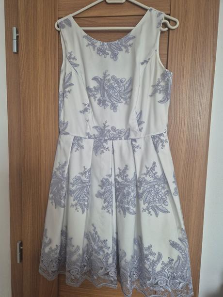 Spoločenské šaty, m