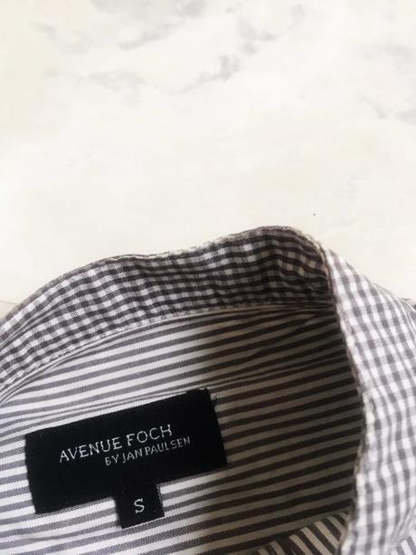 Zaujímavá kvalitná košeľa, s