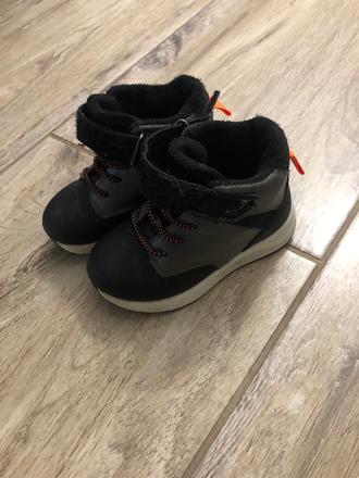 Zimne topanky, sinsay,25