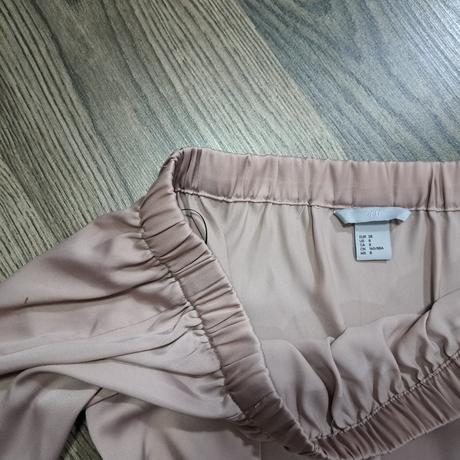 Béžovo ružová saténová blúzka, h&m,m