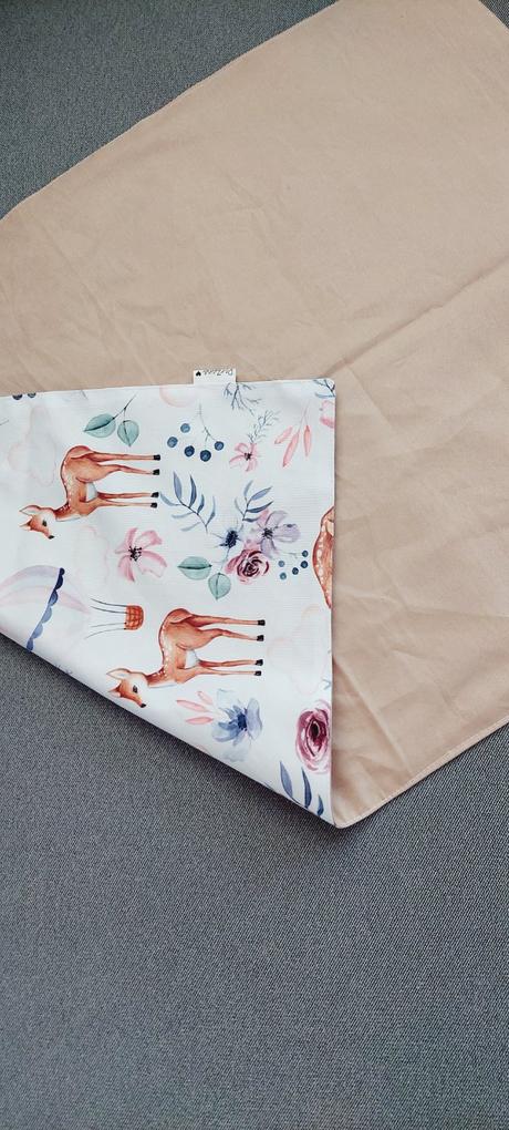 Taštička srnky futrovaná s karabínkou, 