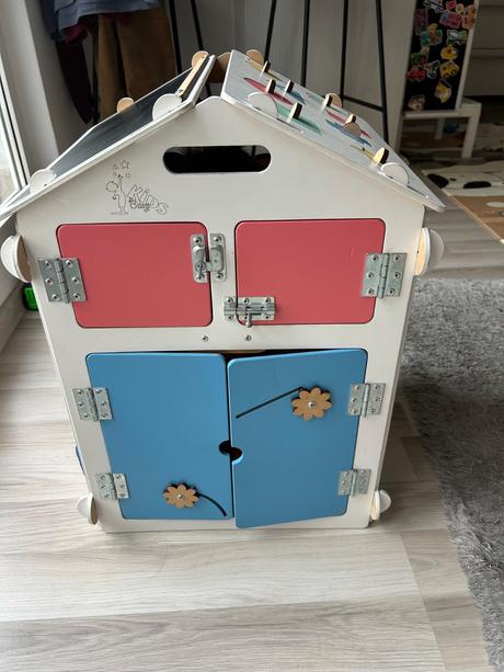 Kidsbusy aktivity domcek, 