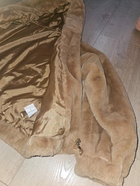 Kožušinková bunda, s