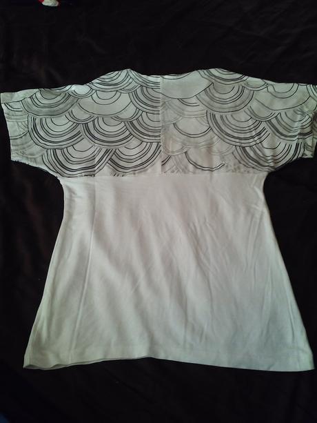 Tričko so strieborným zdobením, m