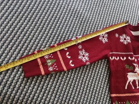 Nový vianočný sveter, 140