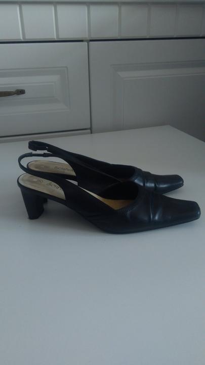 Kožené lodičky, 37