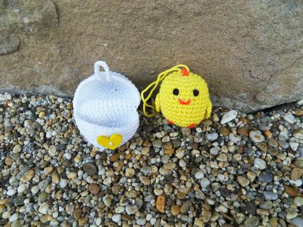 Háčkované kinder vajíčko s kuriatkom,