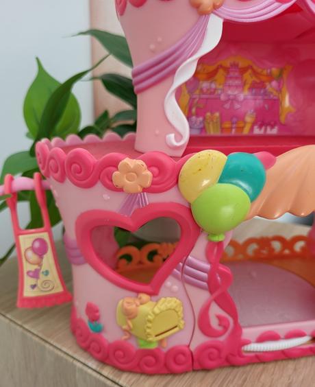 Otvárací domček my little pony ponyville roller sk, 