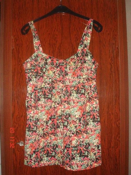 Kvetinovy top na ramienka, l