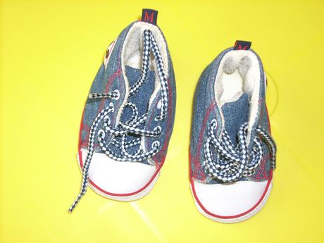 Predám capačky, disney,<17