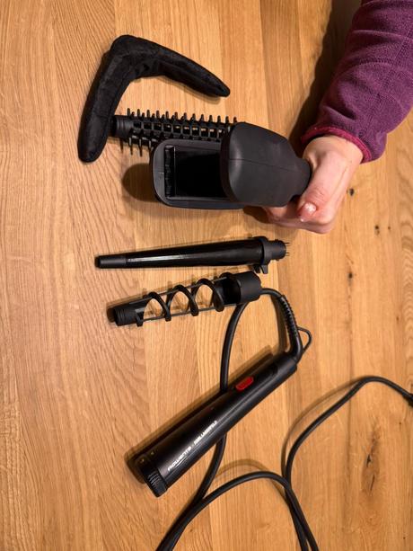 Multistylingová kulma na vlasy rowenta karl lagerf, 
