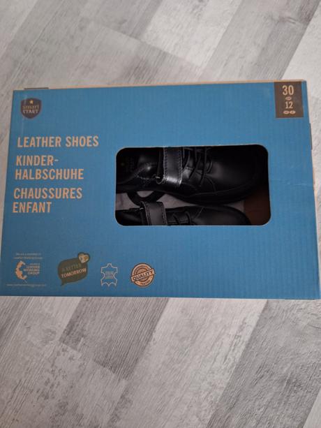 Chlapcenske cierne topanky, 30