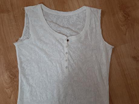 Krémové tričko velk. m., m