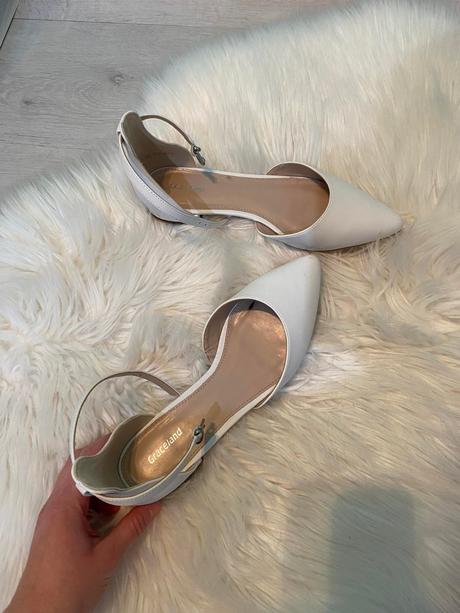 Biele sandalky /svadobné sandale, deichmann,38